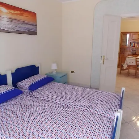 Lejlighed Cairo In Centro Porto Cesareo